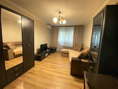 квартира за адресою Балківська вул., 141