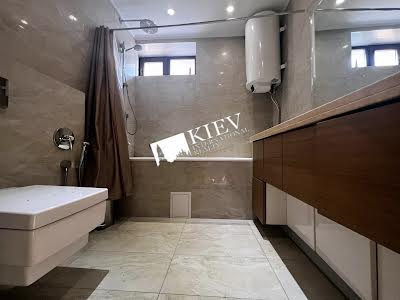 квартира за адресою Тарасівська вул., 21