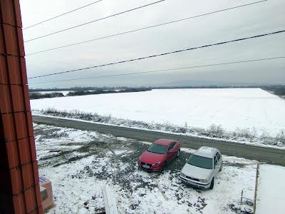 будинок за адресою с. Тарнівці, Центральна