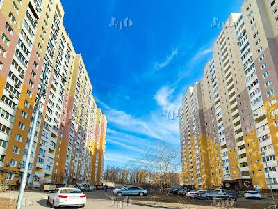 квартира за адресою Кургузова вул., 1А