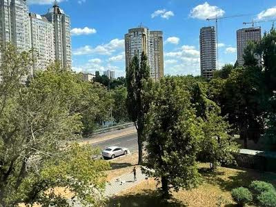 квартира за адресою Ентузіастів вул., 32