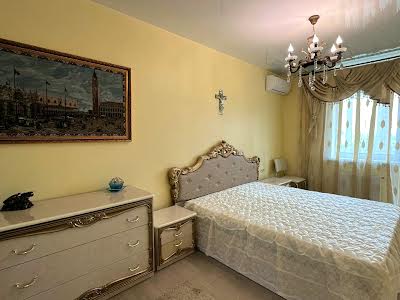 квартира за адресою Польова вул., 73