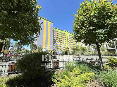 квартира за адресою Яблунева вул., 11