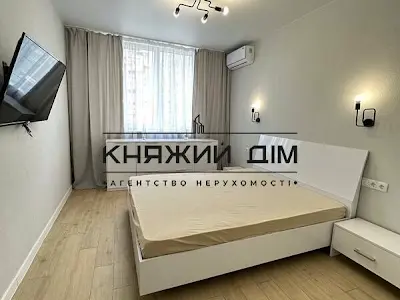 квартира за адресою Ревуцького вул., 40-Б