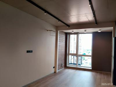 квартира за адресою Зарічна вул., 2