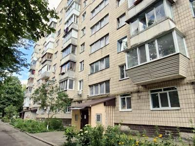 квартира за адресою Академіка Глушкова просп., 32
