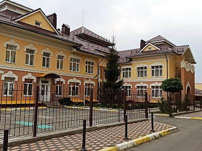 квартира за адресою Центральна вул., 33