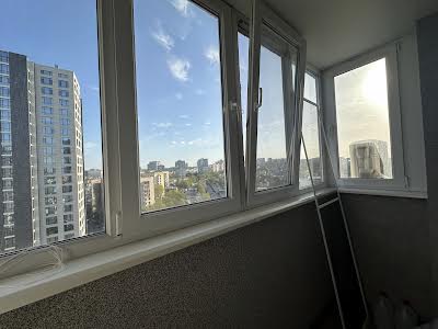 квартира за адресою Деміївська вул., 18