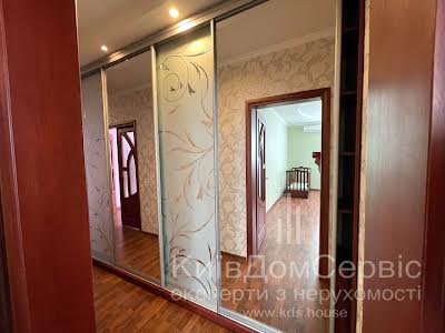 квартира за адресою Василя Симоненка вул., 2-Б