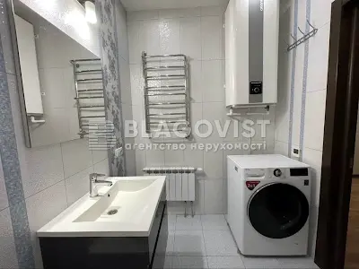 квартира за адресою Авіаконструктора Ігоря Сікорського вул. (Танкова), 1