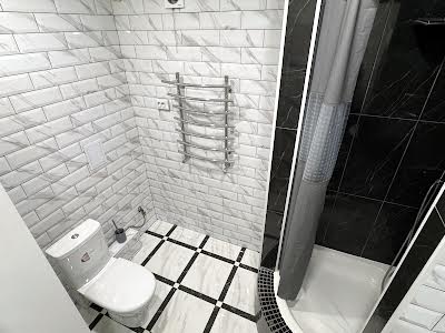 квартира за адресою Покровська вул., 99д