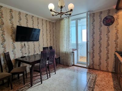 квартира за адресою Павла Тичини просп., 10