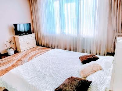 квартира за адресою Одеса, Сонячна вул., 1б