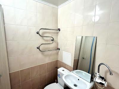 квартира за адресою Карагандинська вул., 3
