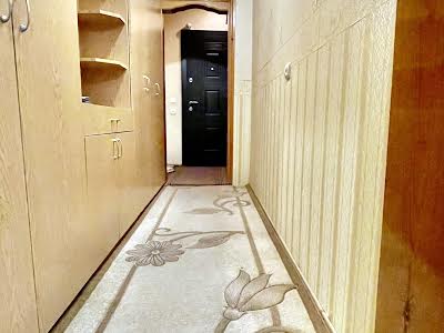 квартира за адресою Степана Бандери вул., 16