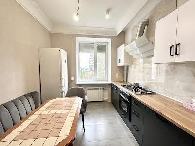 квартира за адресою Лобановського вул., 22