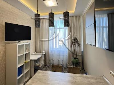 квартира за адресою Преображенська вул. (Івана Клименка), 8-Б