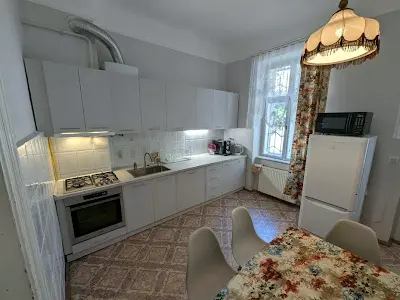 квартира за адресою Глибока вул., 10