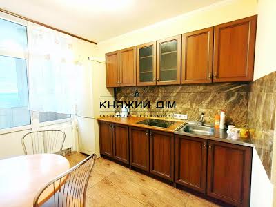 квартира по адресу Светлая ул., 3д