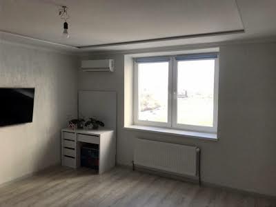 квартира по адресу вулиця Жужоми Сержанта, 3