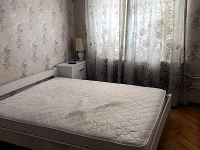квартира по адресу Героев пер., 1