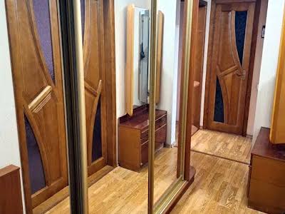 квартира по адресу Средняя ул., 61