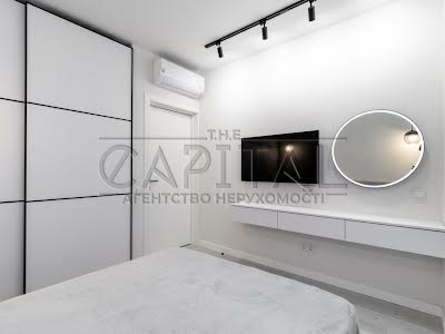 квартира за адресою Зарічна вул., 4 к2