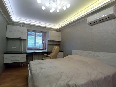 квартира за адресою Володимира Івасюка просп. (Героїв Сталінграду), 19