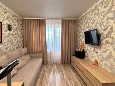 квартира за адресою Максима Залізняка вул., 36