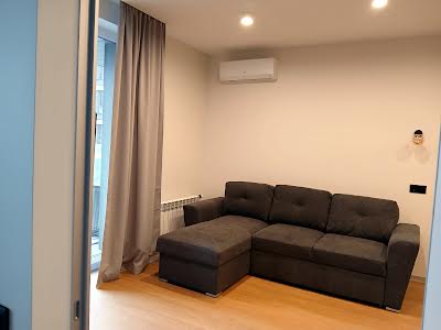 квартира за адресою Драгоманова вул., 31-А
