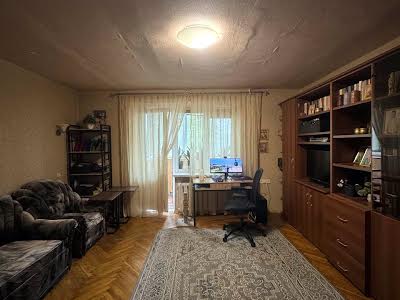 квартира за адресою Щекавицька вул., 40/37
