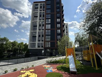 квартира за адресою Кирила Трильовського вул., 4а