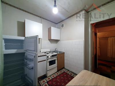 квартира по адресу Богдана Хмельницкого просп. (Героїв Сталінграда), 8-Б