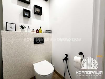 квартира по адресу Ужгород, Фогарашія, 17