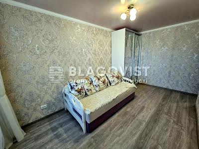 квартира за адресою Симиренка вул., 1-Г