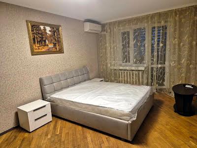 квартира по адресу Анны Ахматовой ул., 3А