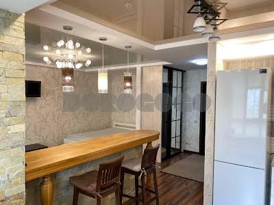 квартира по адресу Жулянська ул., 1д