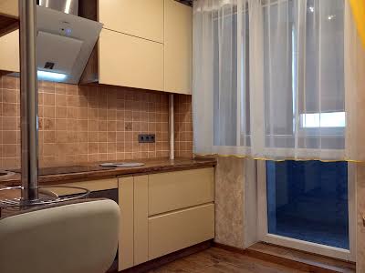 квартира за адресою Ньютона вул., 104