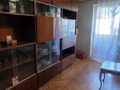 квартира за адресою Раїси Окіпної вул., 9