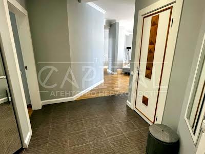 квартира за адресою Шота Руставелі вул., 27