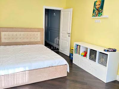 квартира за адресою Регенераторна вул., 4 к11