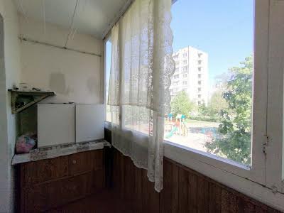 квартира за адресою Червоної Калини просп. (Володимира Маяковського), 32в