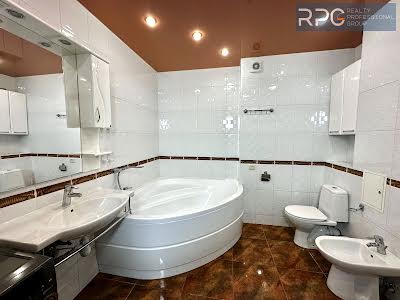 квартира за адресою Старонаводницька вул., 4-В