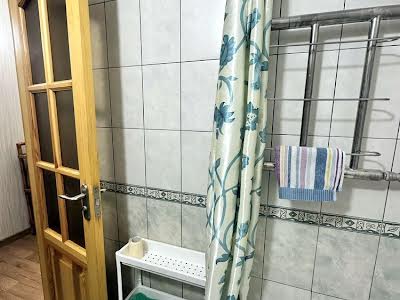 квартира за адресою Стадіонний проїзд, 2/1