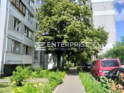 квартира по адресу Николая Закревского ул., 33