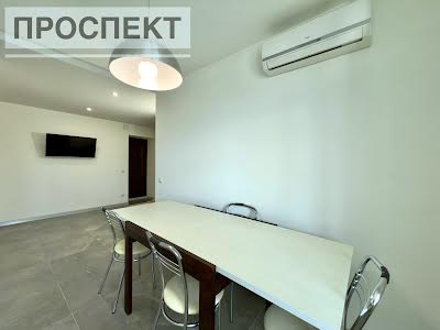 квартира за адресою Михайла Лушпи просп., 5 к27