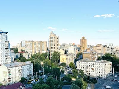 квартира за адресою Коперника вул., 3