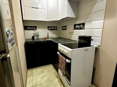 квартира за адресою Академіка Сахарова вул., 3а