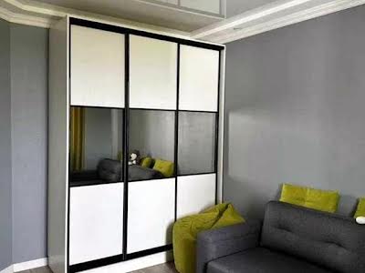 квартира за адресою Миру вул., 15а