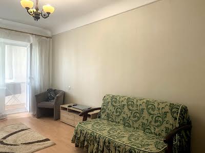 квартира по адресу Маршала Малиновского ул., 3